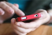 Percentual de brasileiros com celular cresceu 131,4% entre 2005 e 2013, diz IBGE