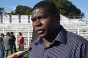 Cleber pede demissão e diretoria busca Luiz Eduardo