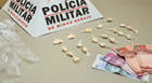 Homem é preso com 20 papelotes de cocaína