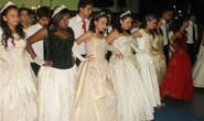 Alunos da Escola Vasco Santos revivem requinte da Corte Portuguesa