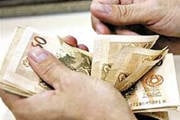 Paga aluguel adiantado, não recebe o imóvel e sofre ameaça