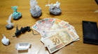 PM prende autor de 22 anos e apreende menor de 14 por envolvimento com drogas