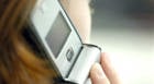 Mulher cai no golpe da recarga do celular e se nega a pagar por despesas