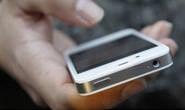 Mulher perde R$ 1,8 mil em golpe por mensagem de celular