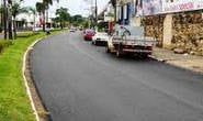 Revendedor sai para “experimentar” veículo e atropela gari