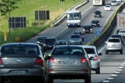 Mais de 4 milhões de proprietários de veículos já pagaram o IPVA 2015 em Minas