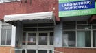 Laboratório Municipal é interditado pela Vigilância Sanitária