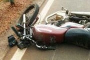 Embriagado cai de moto na estrada para a Argenita