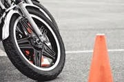 Moto é furtada na rua Capitão Izidro