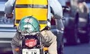 Mototaxista é agredido com golpe de capacete