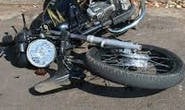 Acidente entre motos deixa ocupantes feridos