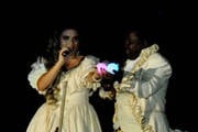 Espetáculo Aleluia Lago Show fica até dezembro no Grande Hotel de Araxá