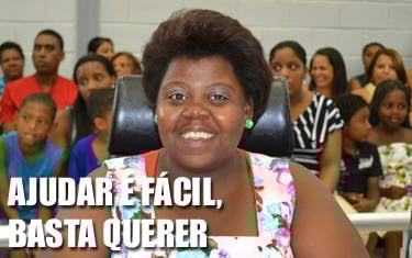 Néia toma posse na Câmara com plenário lotado