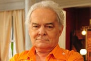 Surto de virose leva Othon Bastos à Santa Casa