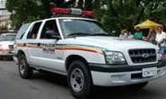 Marido dá paulada na cabeça da mulher e foge