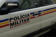 Homens tentam furtar pneus de veículo