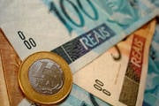 Entra na casa do idoso e rouba aproximadamente R$ 10 mil