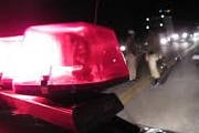 Homem tenta engolir pedra de crack ao ser abordado pela polícia