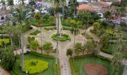 PM flagra usuários de drogas na praça Governador Valadares