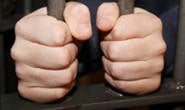 Três jovens são presos com crack em estrada rural