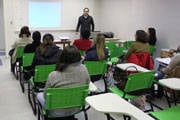 Pronatec abre vagas para curso de cuidador de idosos e soldador