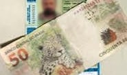 Motorista mente durante abordagem e tenta subornar policiais