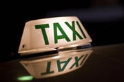 Taxista é enforcado e agredido durante assalto