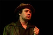 Teatro Municipal recebe a peça ‘Versos e Lembranças de um Boêmio’