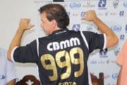 Túlio Maravilha chega otimista ao Araxá Esporte