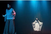 Campanha Vá ao Teatro apresenta ‘Um Amor de Renúncia’