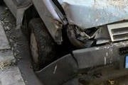 Embriagado bate em poste e passageiro fica em estado grave