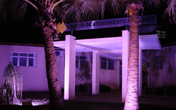 Centro de Atendimento à Mulher realiza ações dentro da Campanha Outubro Rosa