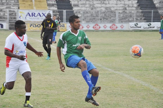 Fazenda Bela Vista e Itaipu empatam no primeiro jogo das semifinais do Ruralão