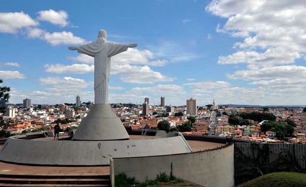 Araxá aparece entre as melhores cidades do Brasil em publicação da Revista Exame