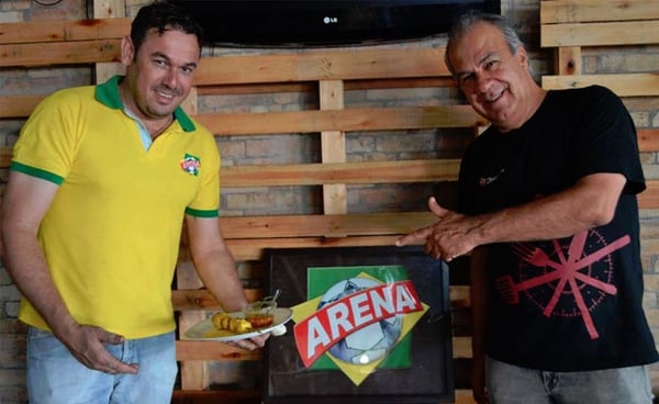 Metendo a Colher – Arena Bar