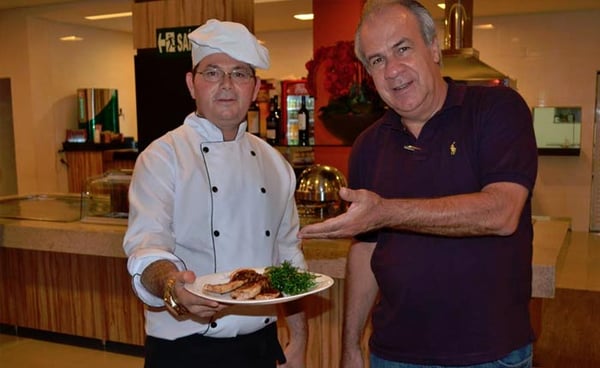 Metendo a Colher – Tarantela Restaurante e Pizzaria