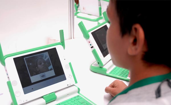 Internet chega a 78% das escolas públicas urbanas e a 13% das rurais