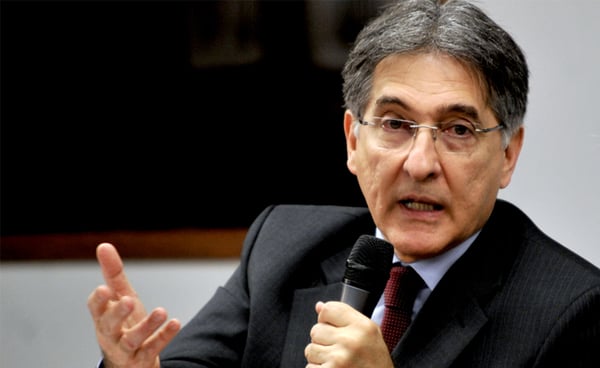 Governador sanciona Lei Orçamentária com estimativas de receita e despesas