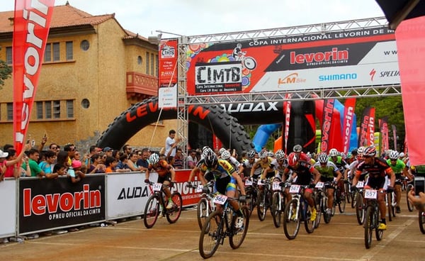Araxá abre temporada da Copa internacional Levorin de Mountain Bike com atletas de várias partes do mundo