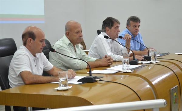 Vereadores definem Comissões Permanentes da Câmara na primeira reunião ordinária de 2016