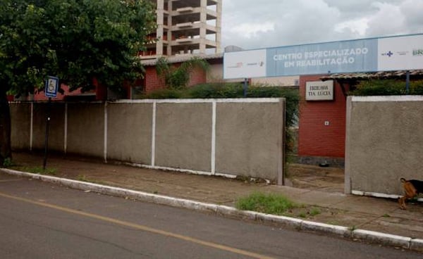 Apae suspende aulas por falta de professores