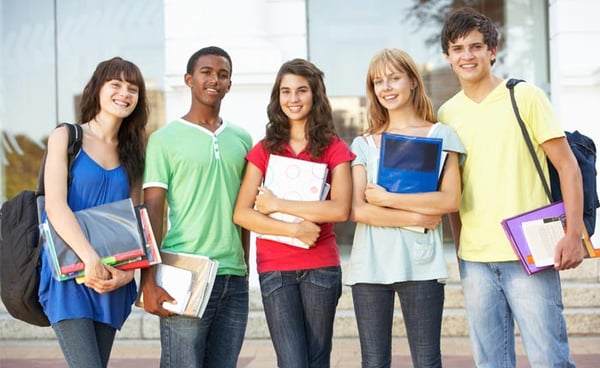 Educa Mais Brasil está com inscrições abertas para mais de 200 mil bolsas de estudo no país
