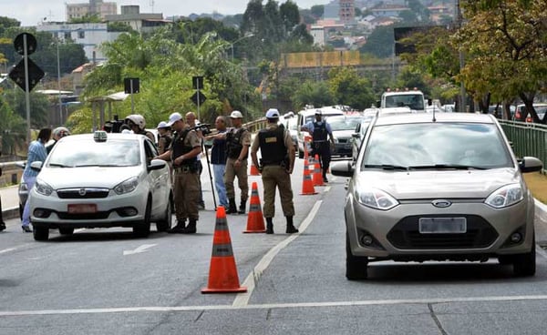 Polícia Militar Rodoviária dá orientações para quem vai pegar estrada na Semana Santa