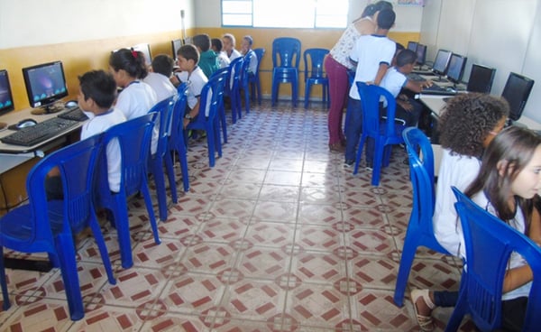 Escolas Municipais são contempladas com laboratórios de informática