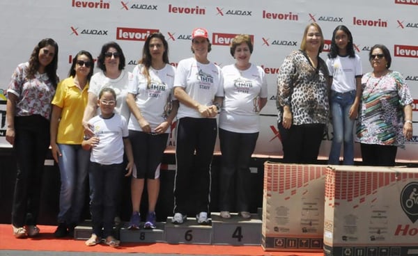 Alunos e professores ganharam bicicletas no Concurso de Redação e Desenho CIMTB