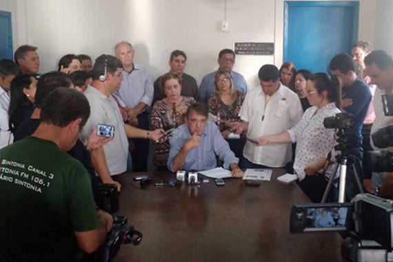 Aracely nega participação em esquema que reelegeu Miguel Júnior para presidente da Câmara