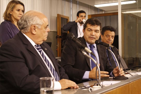 Parlamentares aprovam manifesto em apoio à manutenção do Ministério da Cultura