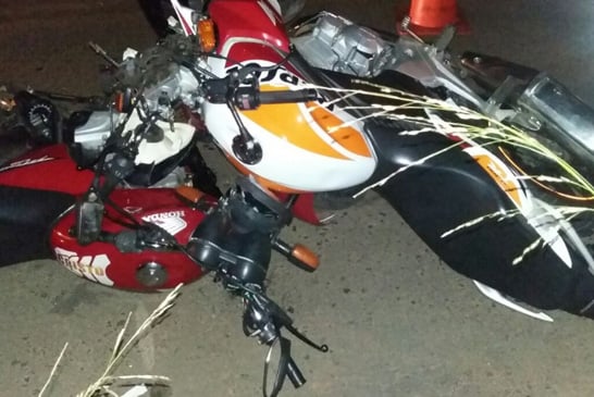 Acidente entre duas motos na rua Pará deixa homem gravemente ferido