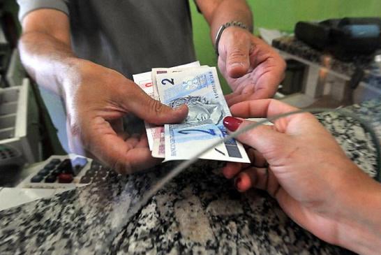 Bancos trocarão moedas e cédulas falsas sacadas em caixas ou terminais