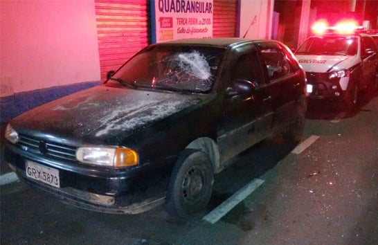 Dono de lanchonete é agredido e tem carro danificado no Santo Antônio